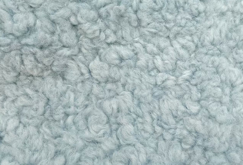 750 mg*160 cm Gardenia-Plüschstoff mit großen Partikeln 750 mg*160 cm Gardenia-Plüschstoff mit großen Partikeln