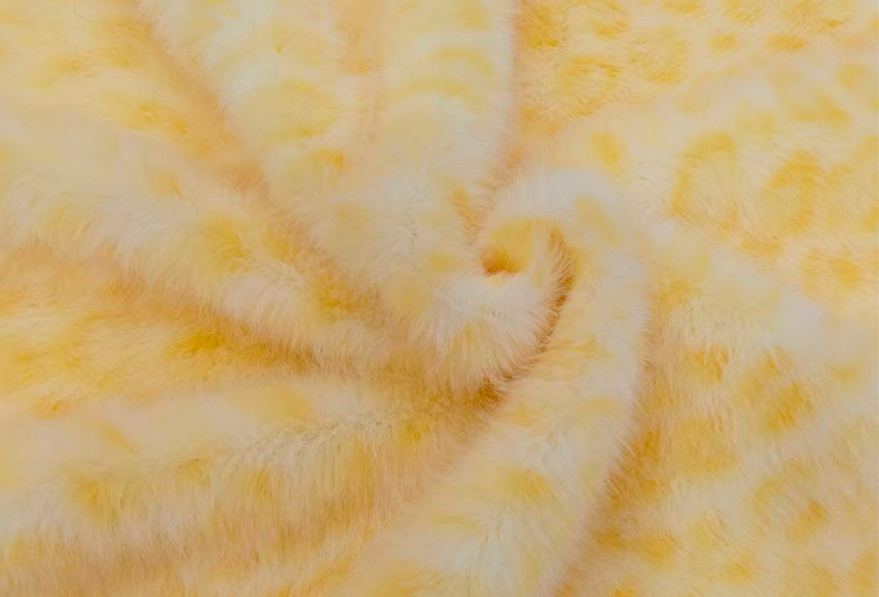 160 mm breiter Kunstnerzstoff mit europäischem Nerzdruck und Leopardenmuster 160 mm breiter Kunstnerzstoff mit europäischem Nerzdruck und Leopardenmuster